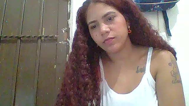 Snapshot of Daila_Lucia chatting on September 8, 2025, 5:01 pm Daila Lucia online show from September 8, 2025, 5:01 pm