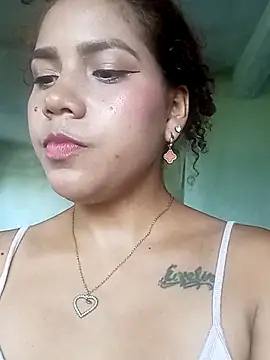 Snapshot of Daila_Lucia chatting on September 26, 2025, 6:59 pm Daila Lucia online show from September 26, 2025, 6:59 pm