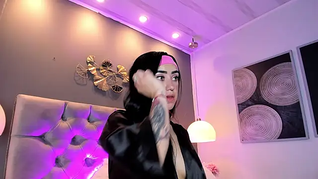 athziry g online show from November 9, 2025, 5:17 pm