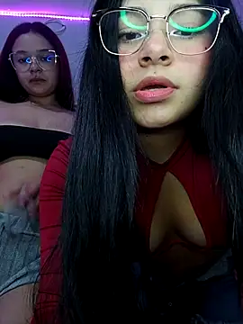 Anne Mia online show from November 15, 2025, 9:46 am