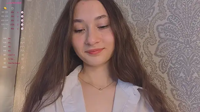 Trinity Bunny online show from November 30, 2025, 11:33 am