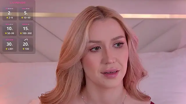 VelvetHell online show from September 20, 2025, 3:33 am