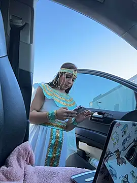 Mrs MrLove online show from October 30, 2025, 10:39 pm