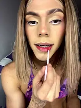 Flora Minx online show from January 17, 2026, 4:05 am