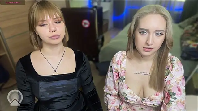 xxx sandra  online show from April 8, 2026, 1:34 pm