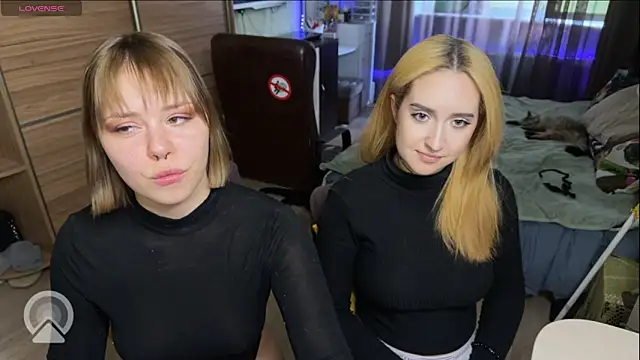 xxx sandra  online show from March 27, 2026, 2:07 pm