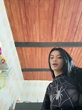 LiaCollings online show from March 23, 2026, 11:32 am