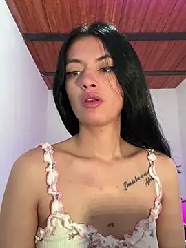 LiaCollings online show from January 12, 2026, 12:01 pm