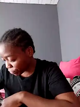 sexyhotchic93 online show from November 6, 2025, 9:02 am