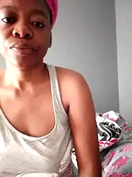 sexyhotchic93 online show from November 14, 2025, 5:33 am