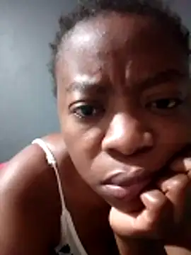 sexyhotchic93 online show from November 6, 2025, 10:25 pm