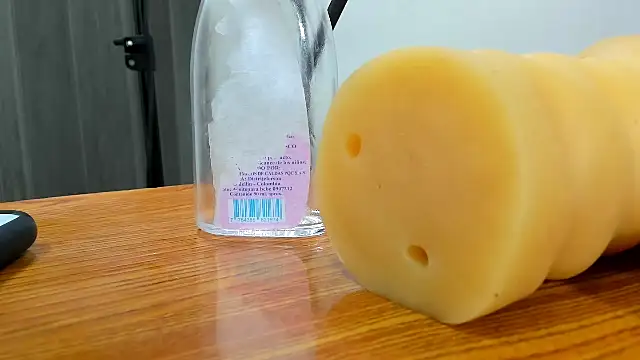 maikol monstercock online show from October 4, 2025, 6:37 am