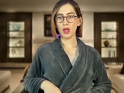 rousseblossom online show from October 14, 2025, 1:17 am