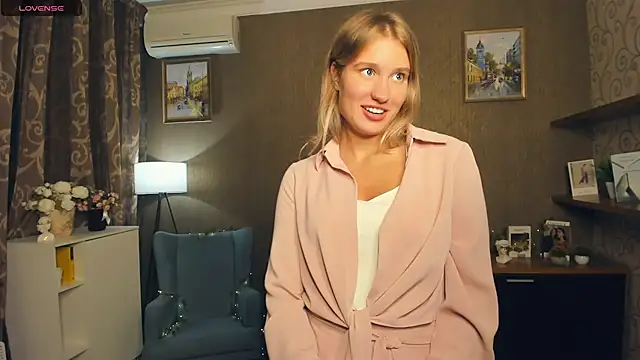 Snapshot of EdinaBiers chatting on October 2, 2025, 8:34 pm EdinaBiers online show from October 2, 2025, 8:34 pm