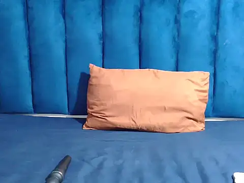 SexytaniaX online show from January 13, 2026, 7:34 am