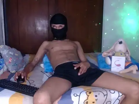 Sexy hotlatin25 online show from December 2, 2025, 9:38 pm