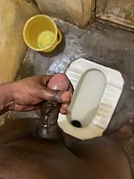 Snapshot of mrsaihotguy chatting on December 22, 2025, 3:06 am mrsaihotguy online show from December 22, 2025, 3:06 am