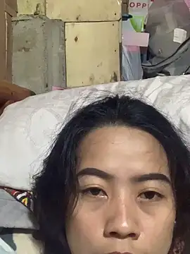 hotsunflower online show from December 17, 2025, 7:35 am