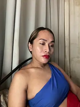 RomanticPearlTS online show from March 9, 2026, 3:43 am