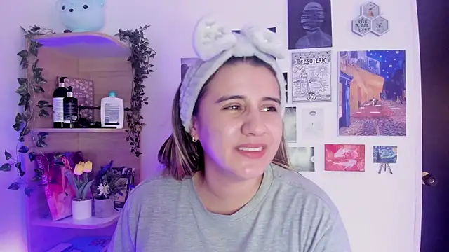 Lana Herondale online show from September 21, 2025, 8:58 pm