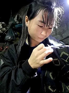 Sunyinn online show from November 18, 2025, 6:17 am