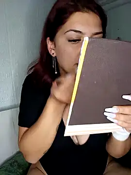 LadyNora online show from November 1, 2025, 2:11 pm