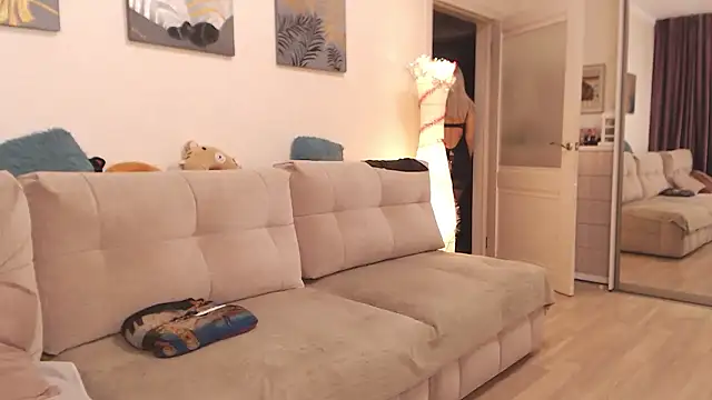 AlisaDeluxe online show from January 11, 2026, 1:45 am