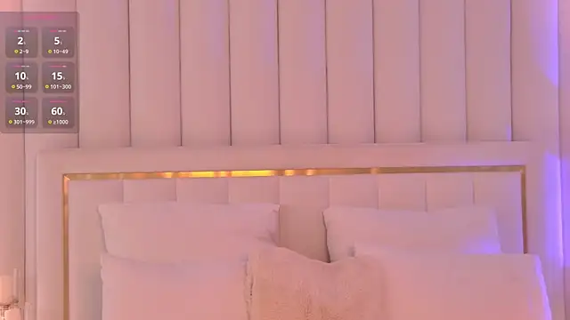 Snapshot of AlexaFlow chatting on November 24, 2025, 4:07 pm AlexaFlow online show from November 24, 2025, 4:07 pm