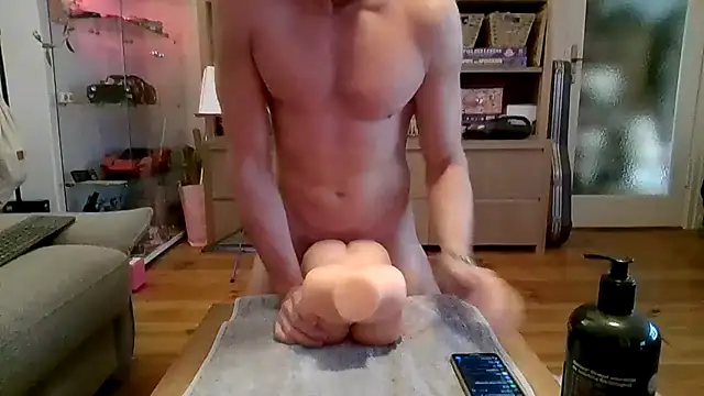 Knecker online show from November 27, 2025, 9:54 am