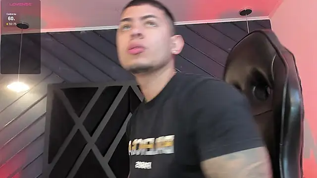 Snapshot of marco_garciia_ chatting on January 15, 2026, 11:19 pm marco garciia online show from January 15, 2026, 11:19 pm