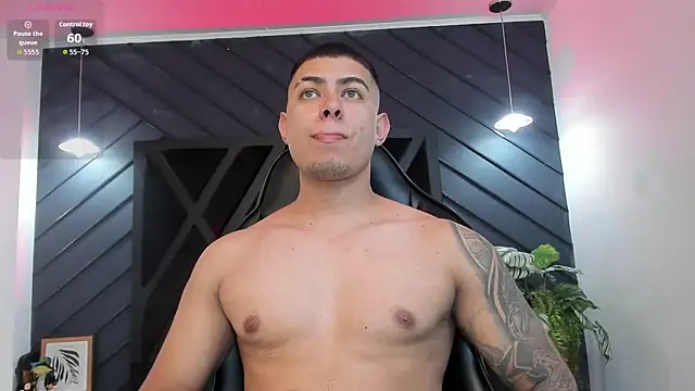 Snapshot of marco_garciia_ chatting on January 17, 2026, 11:30 pm marco garciia online show from January 17, 2026, 11:30 pm