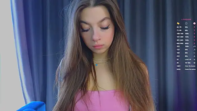 VirginiaHouston online show from September 17, 2025, 6:37 am