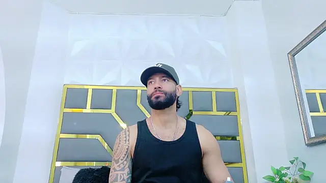 yorbymaxx online show from November 22, 2025, 2:27 pm