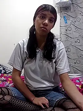 Snapshot of latin_sex_ chatting on October 17, 2025, 10:55 pm latin sex online show from October 17, 2025, 10:55 pm