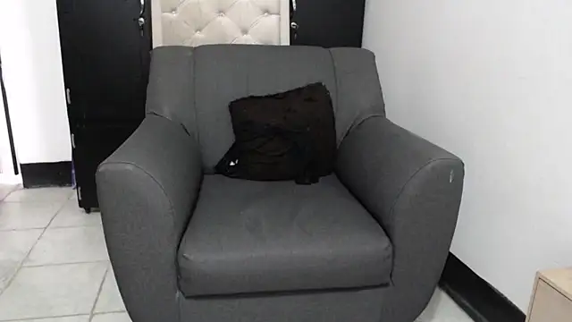 Taliana21 online show from April 21, 2026, 7:09 pm