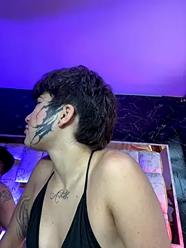 DayanaDG online show from December 13, 2025, 8:04 pm