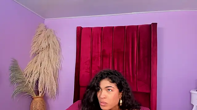 sienna glow online show from October 18, 2025, 12:51 pm