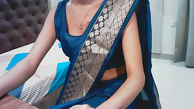 elize   online show from November 29, 2025, 8:03 am