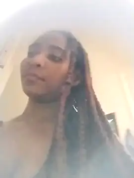 AmbarSmit online show from October 21, 2025, 9:03 pm