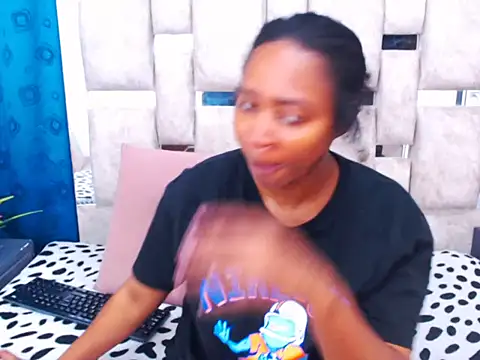 AmbarSmit online show from September 10, 2025, 4:00 am