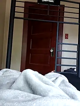 flab000 online show from September 22, 2025, 3:18 pm