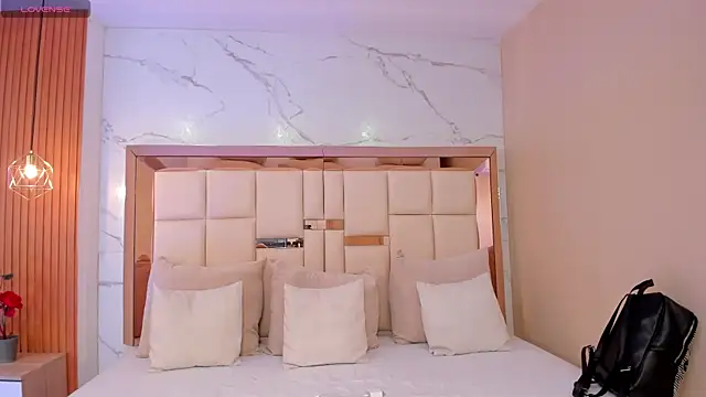 julieta rosee online show from February 19, 2026, 10:18 pm