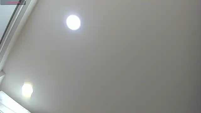 Snapshot of julieta_rosee chatting on May 12, 2026, 10:16 pm julieta rosee online show from May 12, 2026, 10:16 pm
