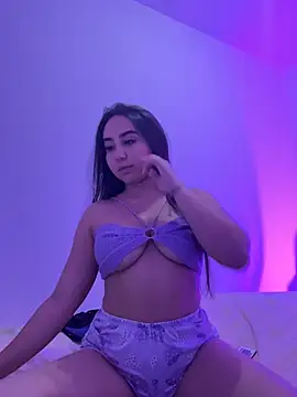 Snapshot of julieta_rosee chatting on May 31, 2026, 9:37 pm julieta rosee online show from May 31, 2026, 9:37 pm