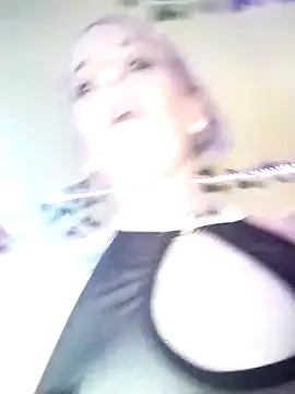 Purple2StayThnxx online show from November 11, 2025, 12:16 am