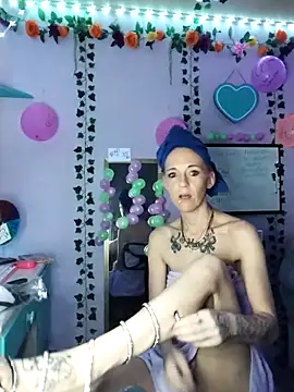 Purple2StayThnxx online show from October 20, 2025, 8:42 pm