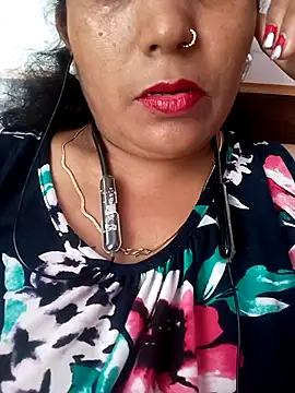 Snapshot of Rashmi-Mishra chatting on September 9, 2025, 9:41 am Rashmi-Mishra online show from September 9, 2025, 9:41 am