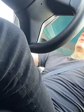 X es SL online show from October 15, 2025, 8:44 am