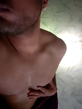 Snapshot of _Danny__ chatting on February 1, 2026, 5:38 am Danny online show from February 1, 2026, 5:38 am