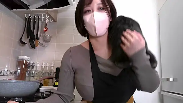 Snapshot of miyuki105 chatting on October 13, 2025, 7:10 am miyuki105 online show from October 13, 2025, 7:10 am